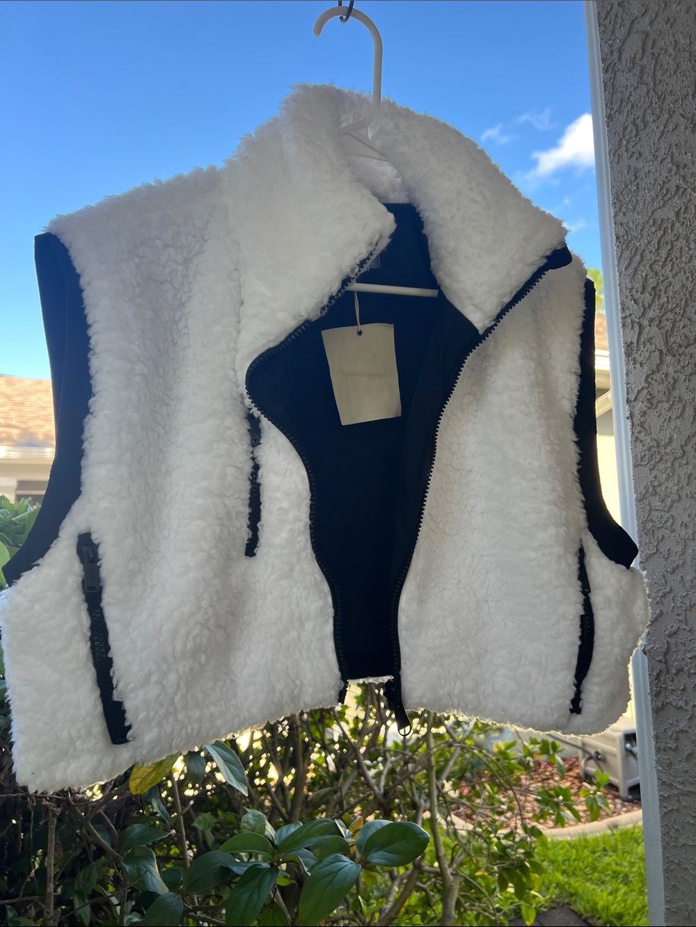 Free People FP movement highline white & black Sherpa fleece reversible vest xs